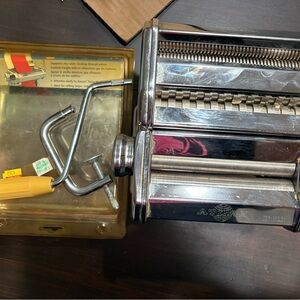 Atlas Stainless Steel Pasta Maker
